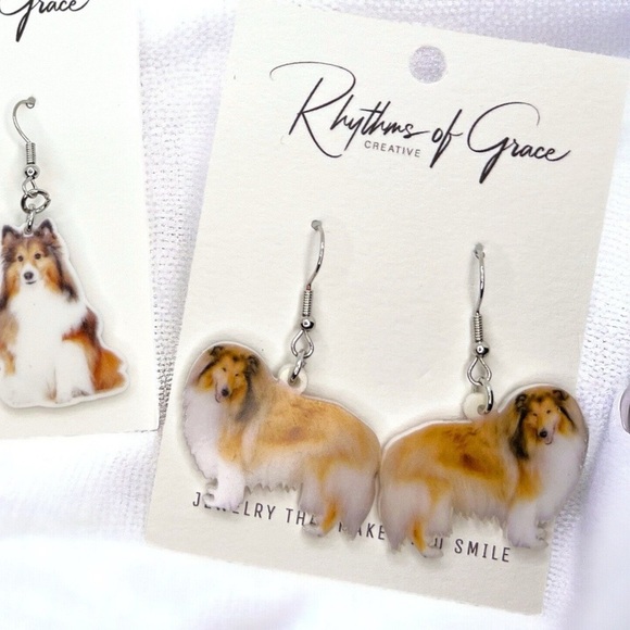 Collie Cuties: Adorable Dog Dangle Earrings for the Ultimate Dog Mom! 🐾✨ - Picture 3 of 5
